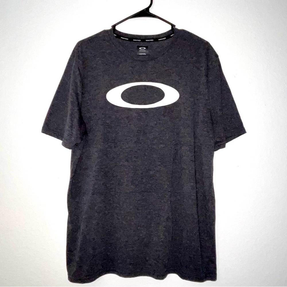 Oakley Performance Fit ‘Hydrolix’ Shirt (XL)
